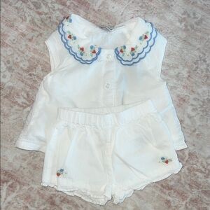 EUC Janie & Jack White Cotton Set with blue & red flower embroidery- Ruffle